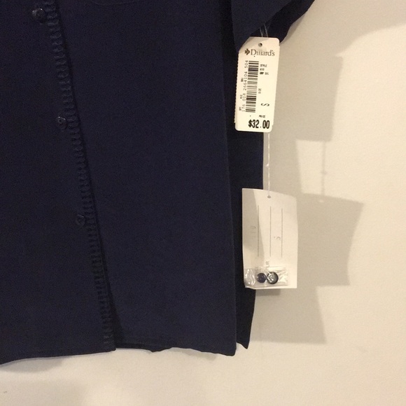 Figi Woman’s 100% Silk Blue Blouse Size Small NEW Gorgeous All occasion Classic - Picture 3 of 6